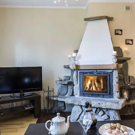 Famixdom Cicha Woda Apartamento *