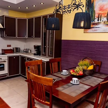 Famixdom Cicha Woda شقة *